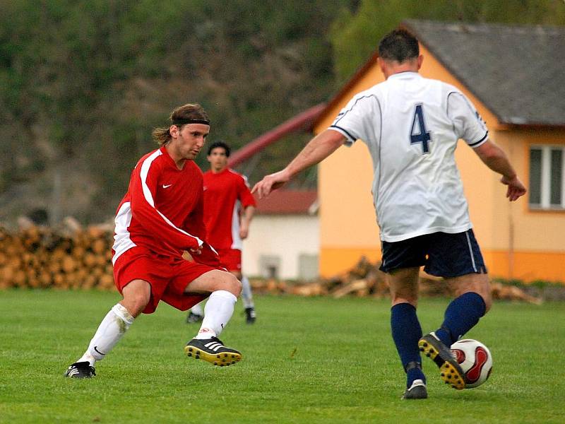 19. kolo okresního přeboru: Zruč n. S. - Sázava, 1. května 2010.