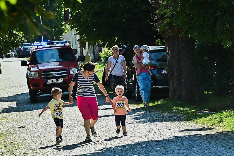 Z 5. ročníku Běhu na kamenný stůl.