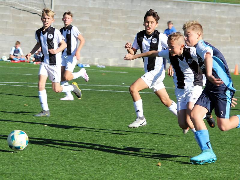 Česká fotbalová liga mladších žáků U13: FK Čáslav - SK Sparta Kolín 2:8 (0:1, 1:2, 1:5).