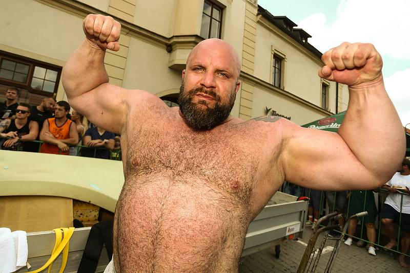 Strongman závody v Golčově Jeníkově v neděli 24. července 2021.