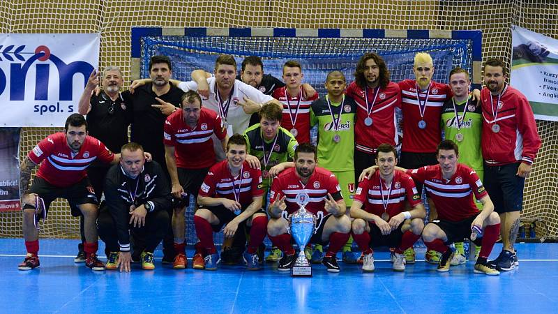 III. zápas finále play off CHANCE futsal ligy: FK ERA-PACK Chrudim - FC Benago Zruč n. S. 7:5 (5:2), 29. května 2016.