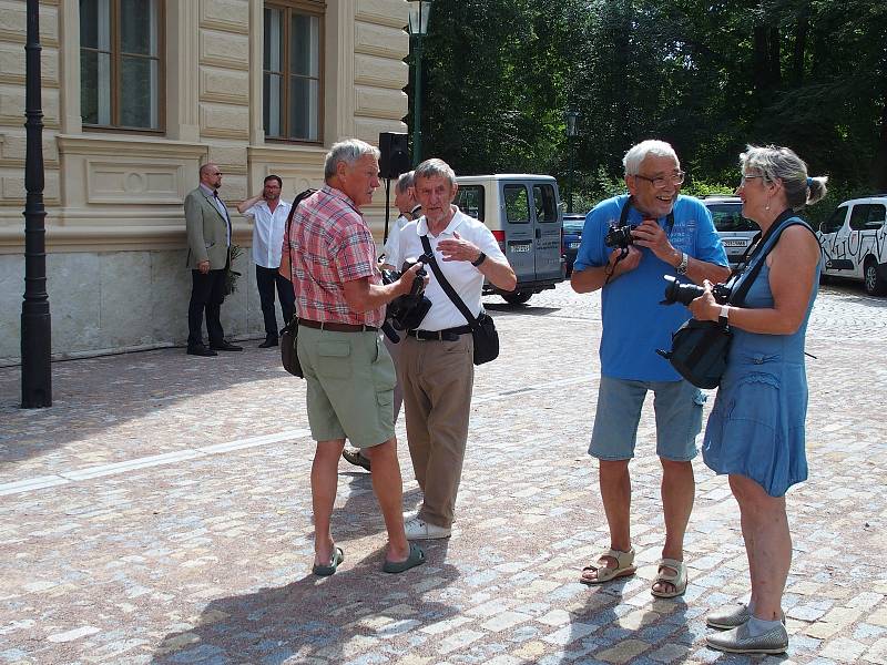 Ze slavnostního otevření knihovny v ulici Na Náměti v Kutné Hoře.