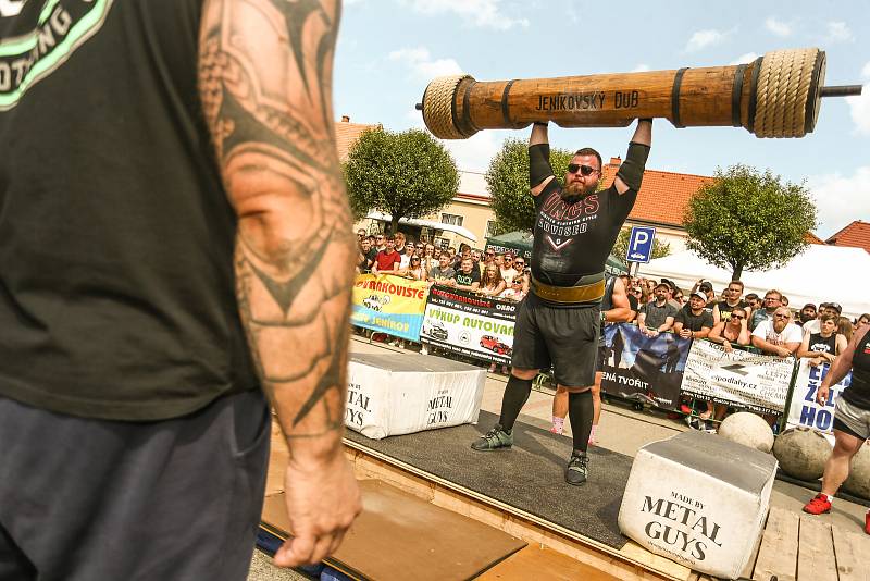 Strongman závody v Golčově Jeníkově v neděli 24. července 2021.