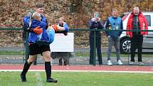 Z přátelského fotbalového zápasu: FK Čáslav dívky (starší žákyně) - FK Uhlířské Janovice (mladší žáci) 8:2 (4:0).