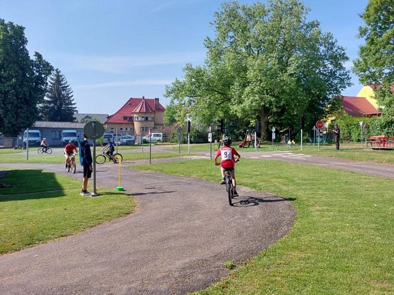 Z Okresního kola dopravní soutěže mladých cyklistů