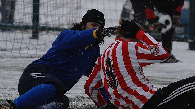 Fotbal (příprava): U. Janovice - Uhříněves 3:2, neděle 1. února 2009