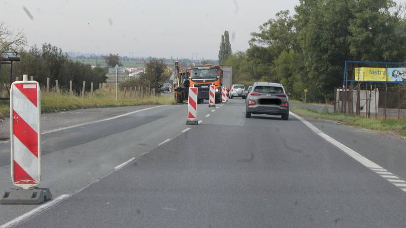 Doprava na opravovaném úseku silnice I/38 mezi Kutnou Horou a Kolínem.