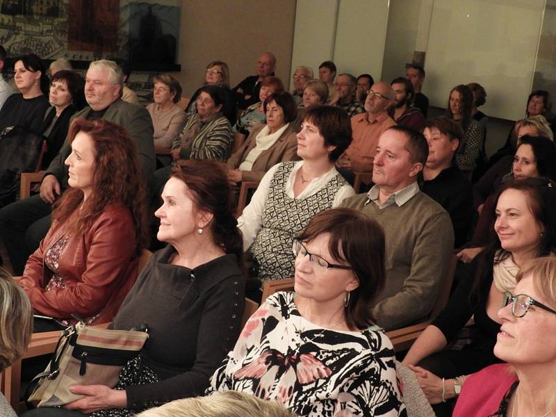 Koncert Marcely Březinové v Dačického domě v Kutné Hoře.