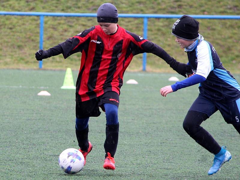 Fotbalový přípravný zápas, mladší žáci, kategorie U12: MFK Chrudim - FK Čáslav 3:8 (1:3, 0:3, 2:2).