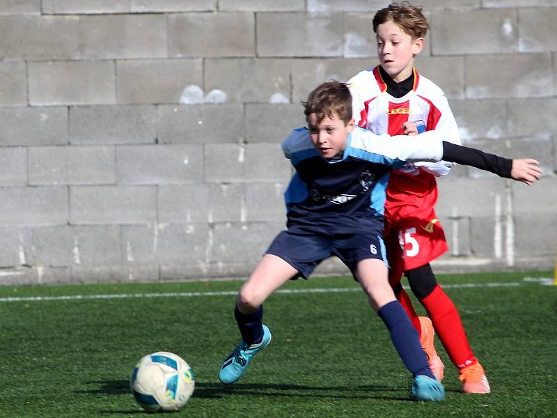 Fotbalový přípravný zápas, mladší žáci, kategorie U13: FK Čáslav - TJ Sokol Družba Suchdol 3:3 (0:1, 2:0, 1:2).