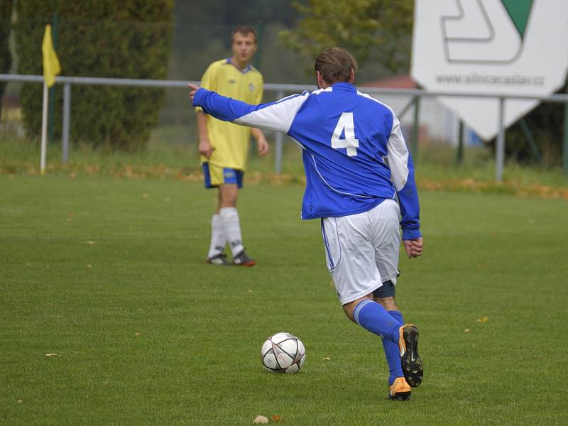 Utkání 7. kola okresního fotbalového přeboru: Zbraslavice - Sázava B 2:3.