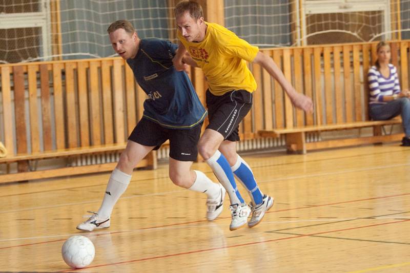 Semifinále Futsal ligy Restaurace Na Valech, čtvrtek 7. května 2009