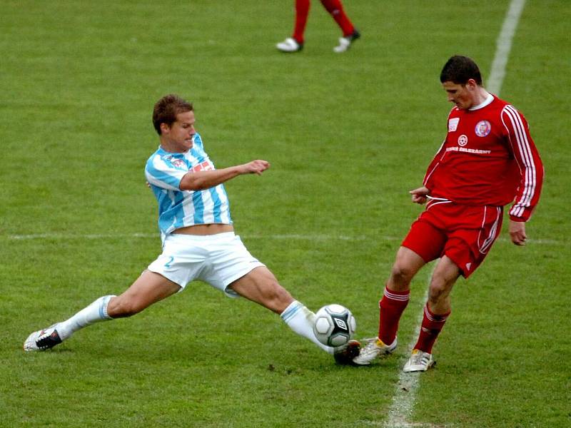 Fotbal II. liga: Čáslav - Třinec, 11. 4. 2010