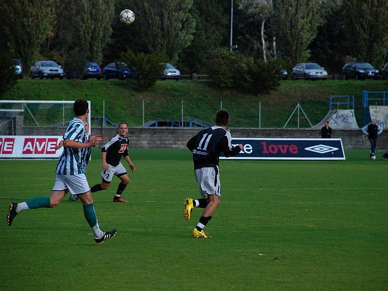 Fotbal I. A třída: Čáslav B - K. Hora 1:0, neděle 11. října 2009