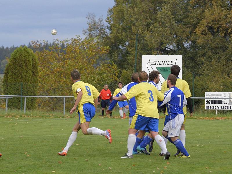 Utkání 7. kola okresního fotbalového přeboru: Zbraslavice - Sázava B 2:3.