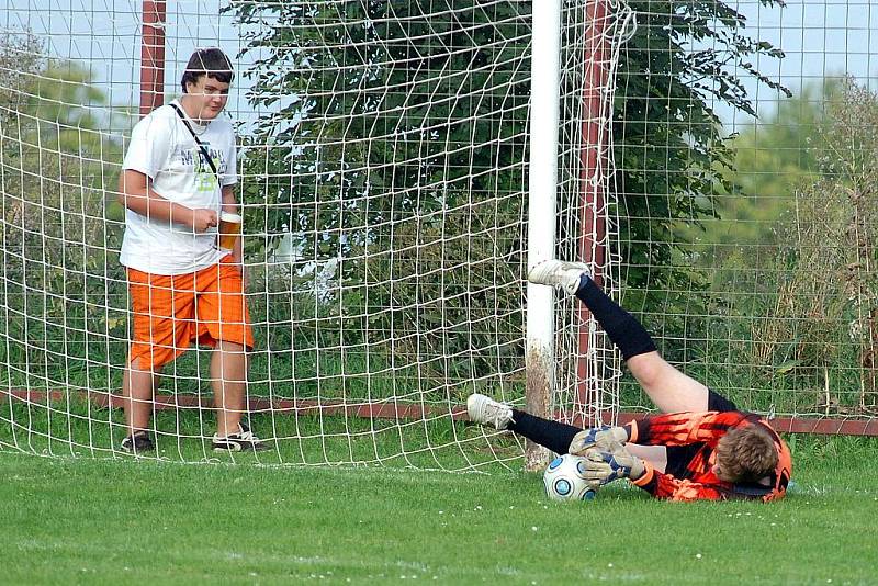 4. kolo IV. třídy: Křesetice B - Miskovice, 12. září 2010.