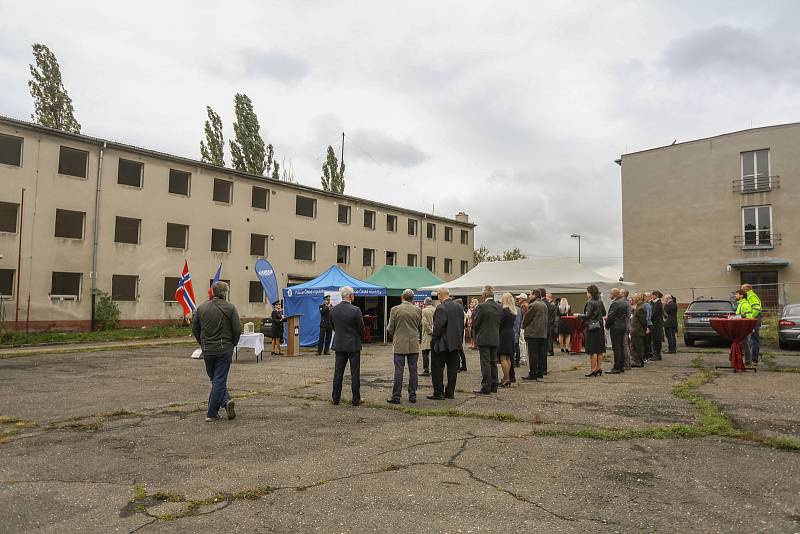 Ze zahájení rekonstrukce areálu kasáren v Kutné Hoře ve středu 22. září 2021.