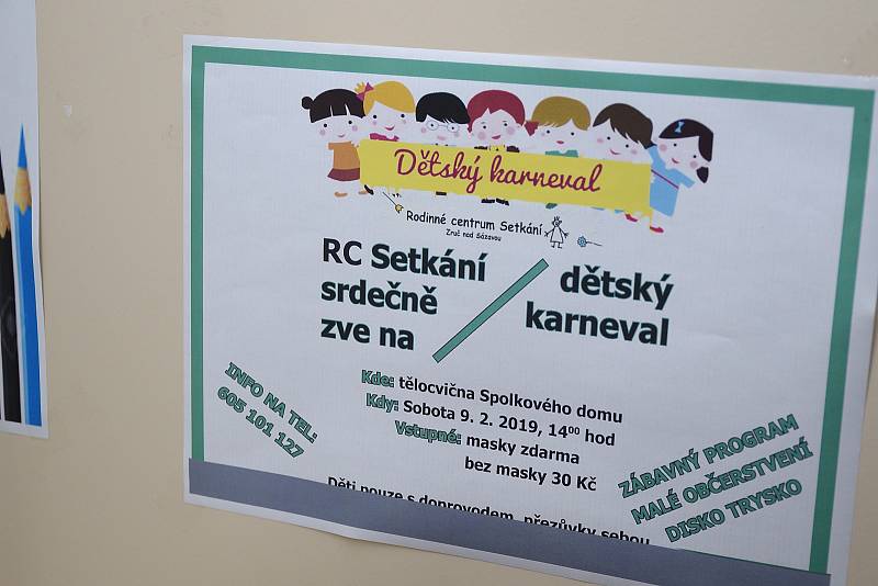 Dětský karneval v režii Rodinného centra Setkání ve Zruči nad Sázavou.