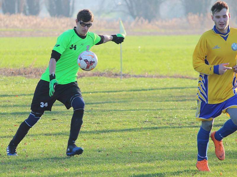 Fotbalová III. třída: TJ Sokol Horušice - TJ Sokol Červené Janovice 0:5 (0:2).