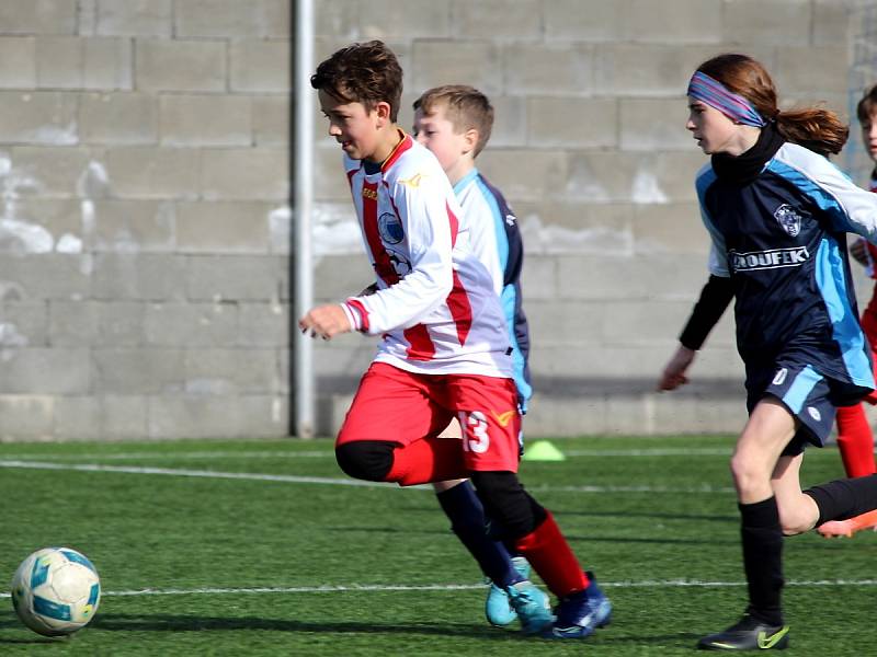 Fotbalový přípravný zápas, mladší žáci, kategorie U13: FK Čáslav - TJ Sokol Družba Suchdol 3:3 (0:1, 2:0, 1:2).