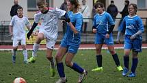 Fotbalový okresní přebor starších žáků: FK Čáslav dívky - TJ Star Tupadly 1:1 (0:0).