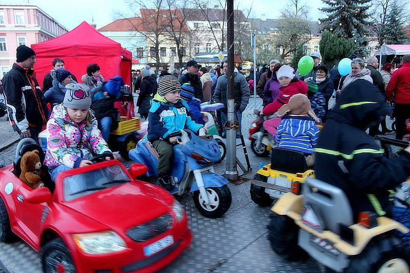 Rozsvícení vánočního stromu v Čáslavi