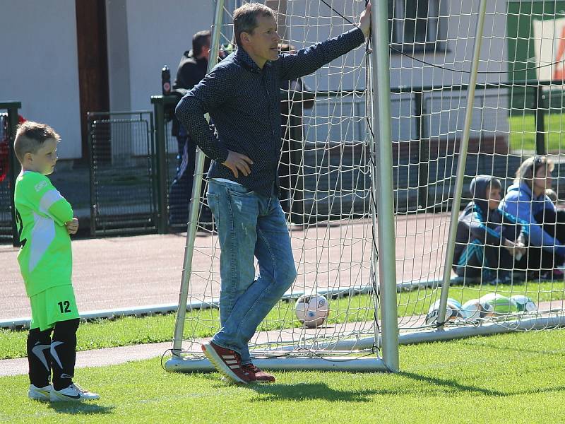 Fotbalový okresní přebor mladších žáků: FK Čáslav D - TJ Sokol Červené Janovice 20:0 (11:0).