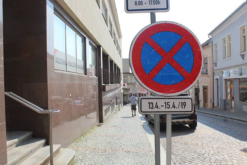 Dopravní omezení v centru Kutné Hory kvůli překážkovým závodům Spartan.