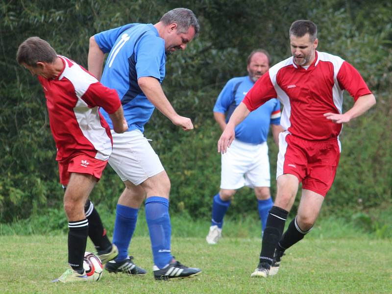 Fotbalová IV. třída, skupina B: TJ Soběšín - TJ Sokol Červené Janovice B 4:2 (3:2).