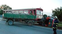 Nehoda vlaku a traktoru na trati Čáslav místní nádraží - Skovice. 20. 9. 2012