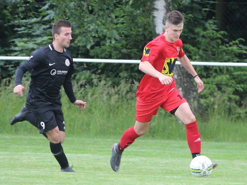 Letní liga Pivovaru Kutná Hora: TJ Sokol Červené Janovice - SK Malešov 7:3 (3:1).