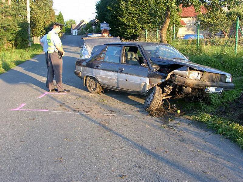 Dopravní nehoda u Benátek 20. srpna 2010.