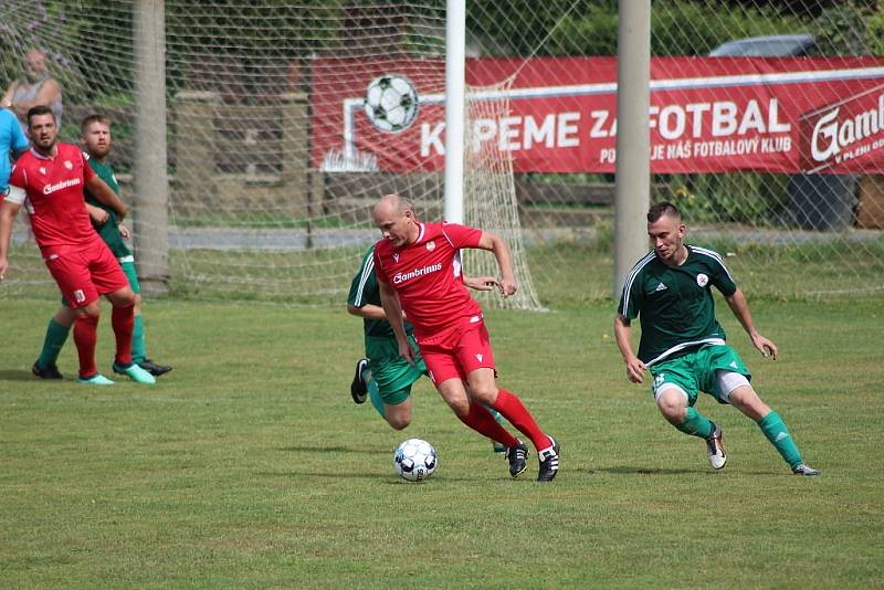 Z fotbalového utkání okresního přeboru Červené Janovice - Horní Bučice (8:2)