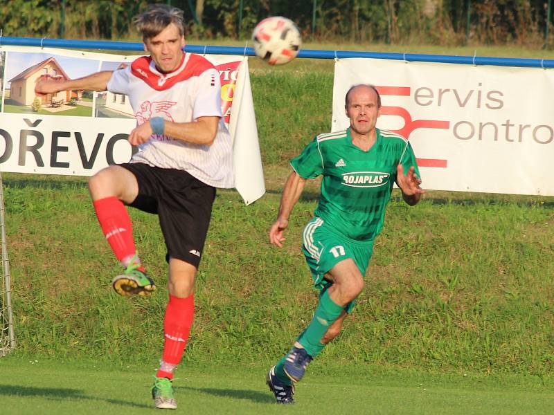 Fotbalová IV. třída, skupina B: TJ Sokol Družba Suchdol B - SK Zbraslavice B 11:0 (7:0).