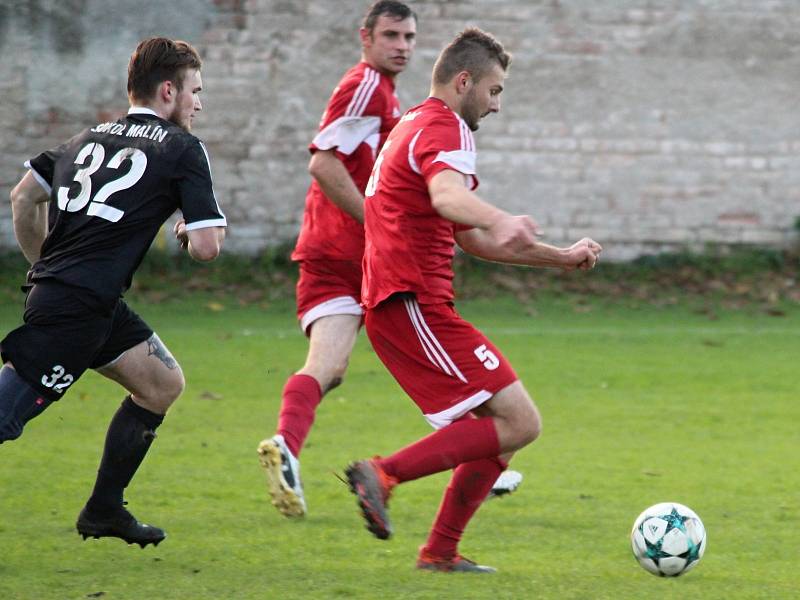 Fotbalový okresní přebor: Malín/Kutná Hora B - Suchdol 2:1 (2:1).