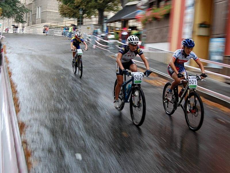 Závody horských kol MTB Cup v Kutné Hoře.