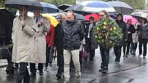 Lékaři ve Žlebech symbolicky pohřbili české ambulantní lékařství.