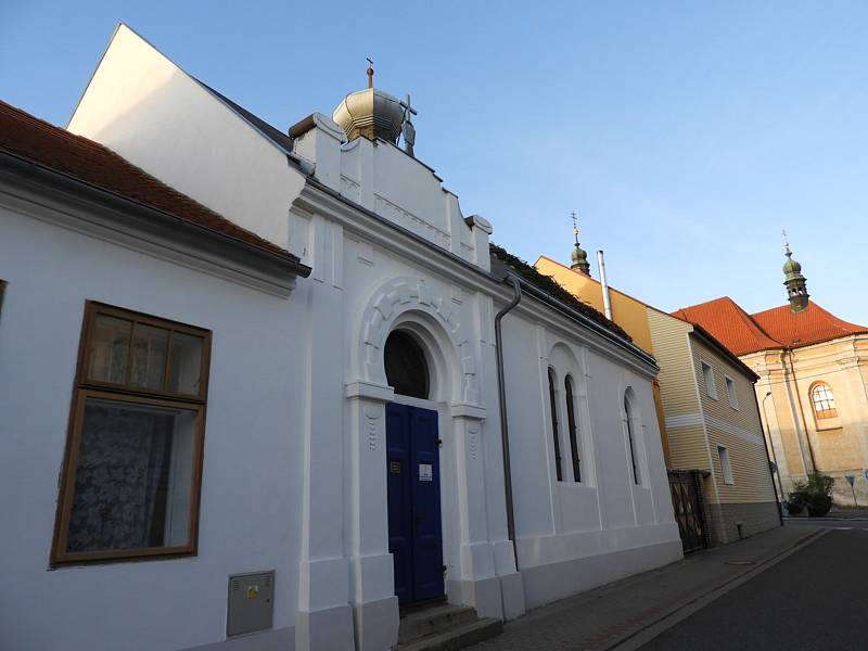 Židovská synagoga v Uhlířských Janovicích.