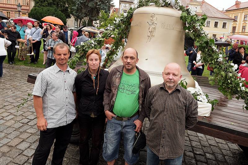 V rámci nedělních oslav svátku svatého Jakuba, patrona arciděkanského kostela v Kutné Hoře, se v chrámu uskutečnila slavnostní mše.