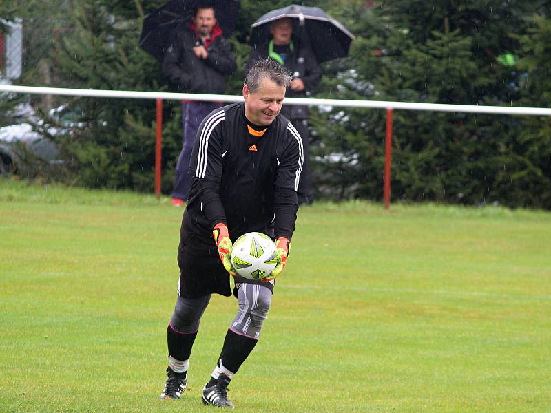 Ivan Koldcsiter jako fotbalový brankář TJ Rataje nad Sázavou.