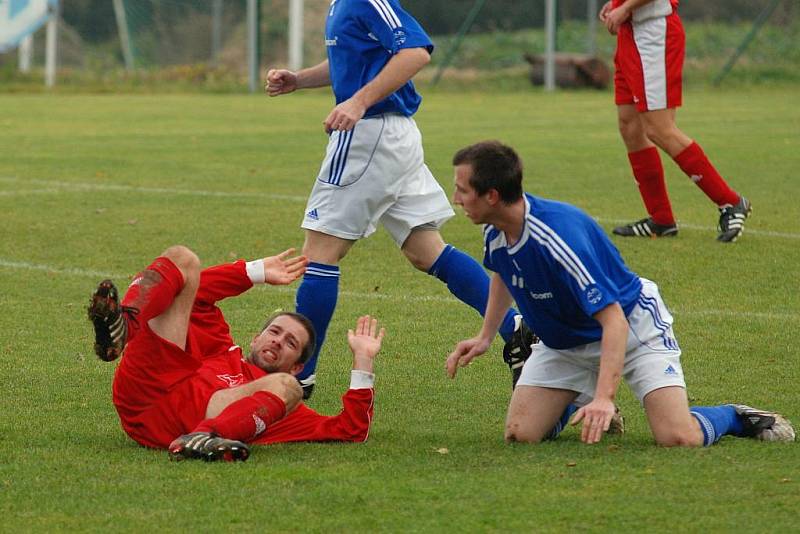 Fotbal I. B třída: Zbraslavice - Tupadly 2:3, sobota 14. listopadu 2009