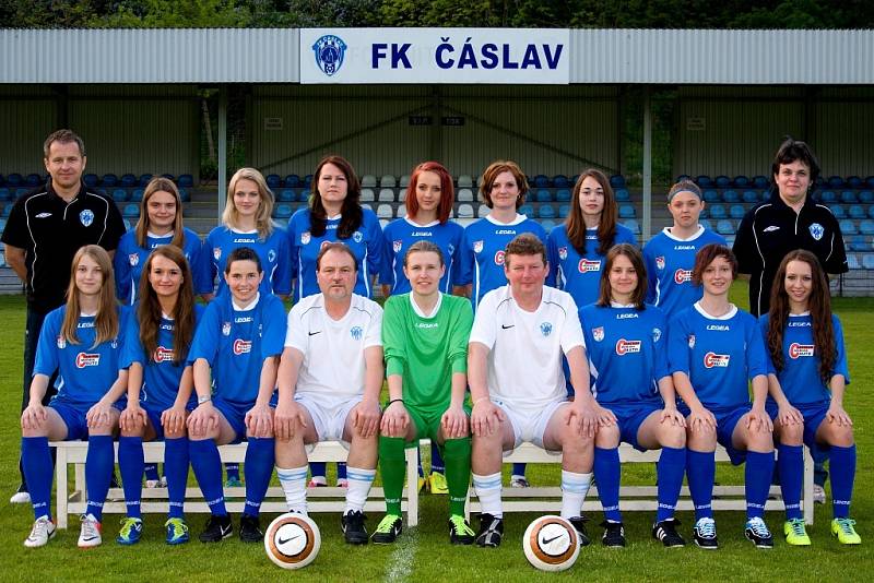Tým žen FK Čáslav.