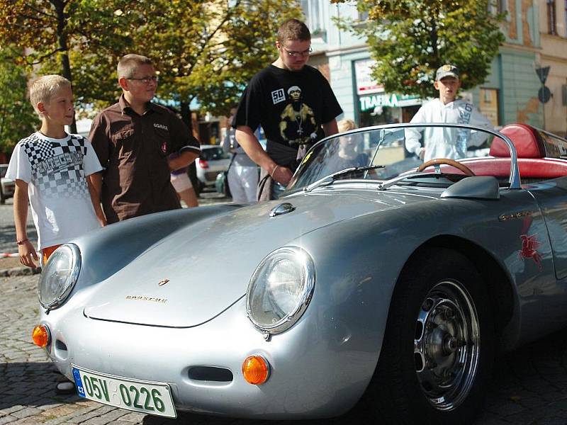 Sraz majitelů vozů značky Porsche se uskutečnil v sobotu v Čáslavi.
