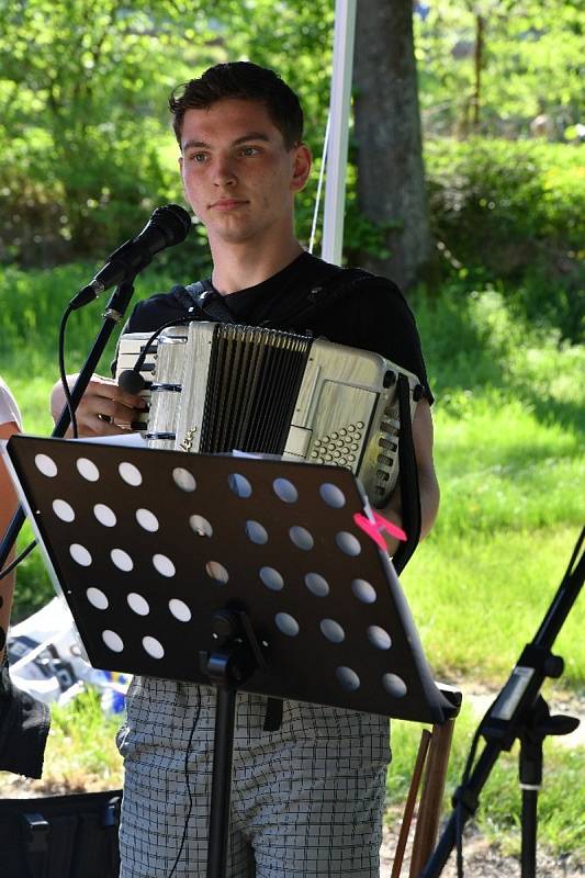 Bohatý čarodějnický program připravili v Kácově