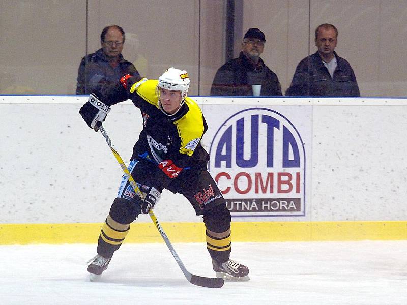 5. kolo II. ligy: Stadion Kutná Hora - HC Benešov, 28. září 2010.