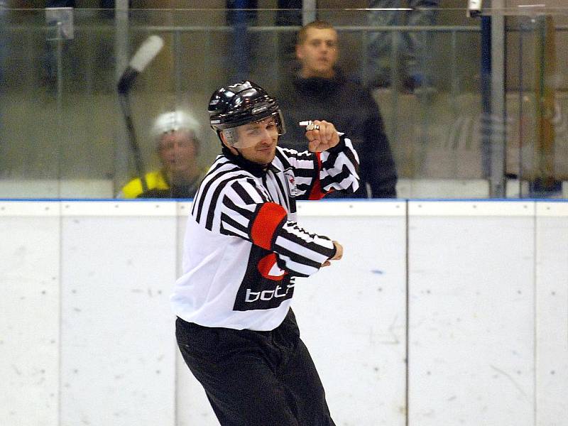 5. kolo II. ligy: Stadion Kutná Hora - HC Benešov, 28. září 2010.