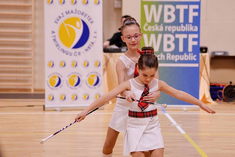 Sportovní hala Klimeška v Kutné Hoře hostila 2. března druhé Mistrovství České republiky v twirlingu WBTF.