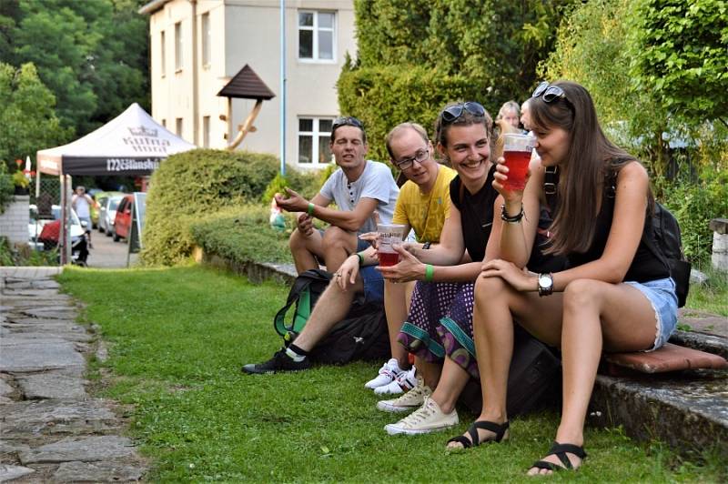 Takhle vypadal Tyjátrfest v zahradním amfiteátru Václava Veselého.