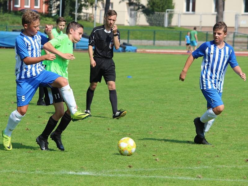 Fotbalový přípravný zápas mladších žáků U13: FK Čáslav - FK Admira Praha 13:2 (4:1, 3:1, 6:0).