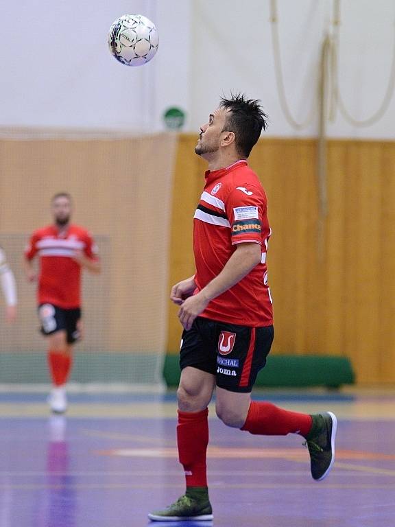 4. kolo CHANCE futsal ligy: Benago Zruč n. S. - Tango Hodonín 3:3, 7. října 2016.